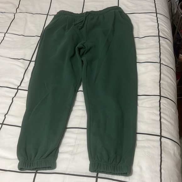 Women’s Cotton-On Sweatpants. Size L. Worn once. - Picture 2 of 3